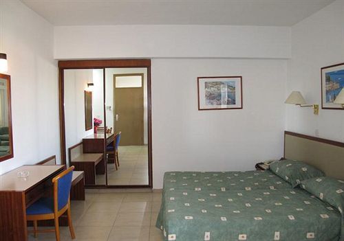 Sun Hall Appart hôtel Larnaca